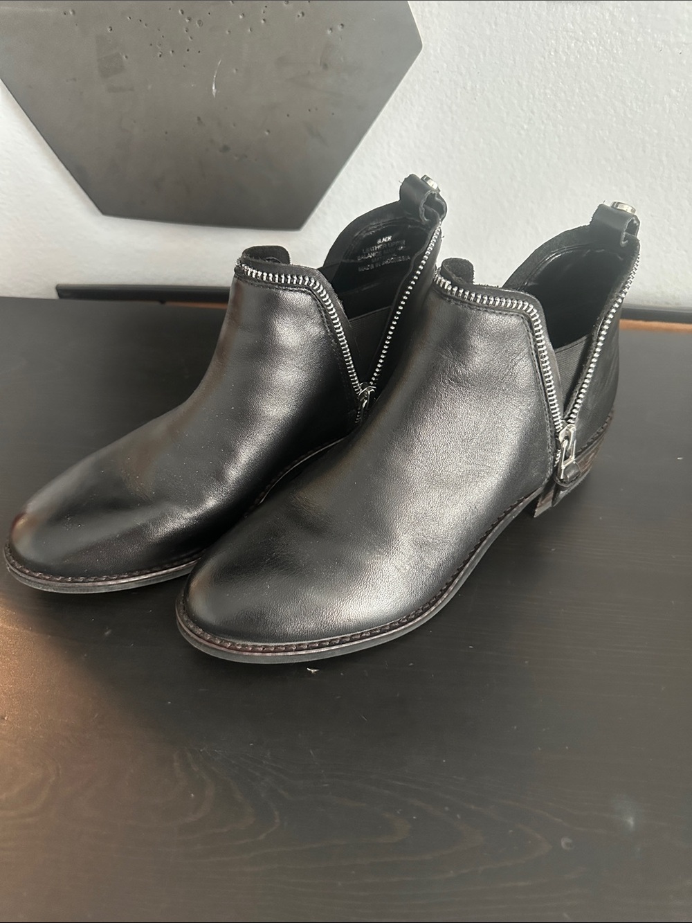 Steve Madden Black Leather Kaylee Boots